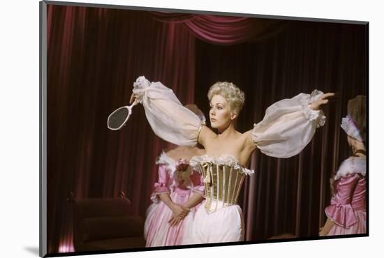 PAL JOEY, 1957 directed by GEORGE SIDNEY Kim Novak (photo)-null-Mounted Photo