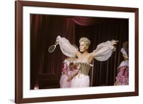 PAL JOEY, 1957 directed by GEORGE SIDNEY Kim Novak (photo)-null-Framed Photo