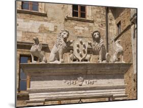 Palazzo Tarugi, Piazza Grande, Montepulciano, Val D'Orcia, Siena Province, Tuscany, Italy, Europe-Pitamitz Sergio-Mounted Photographic Print