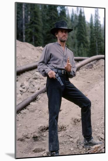 PALE RIDER directed by ClintEastwood, 1985 (photo)-null-Mounted Photo