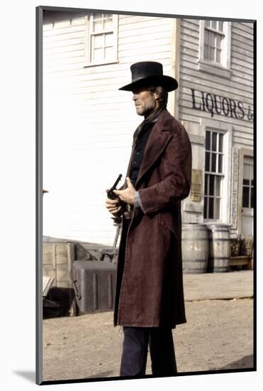 PALE RIDER directed by ClintEastwood, 1985 (photo)-null-Mounted Photo