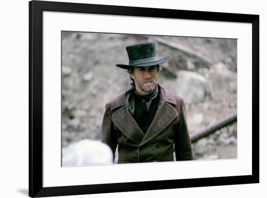 PALE RIDER directed by ClintEastwood, 1985 (photo)-null-Framed Photo