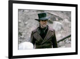 PALE RIDER directed by ClintEastwood, 1985 (photo)-null-Framed Photo