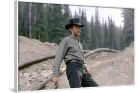 PALE RIDER directed by ClintEastwood, 1985 (photo)-null-Framed Photo