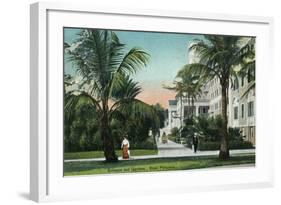 Palm Beach, Florida - Royal Poinciana Entrance and Grounds View-Lantern Press-Framed Art Print