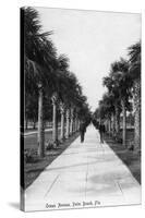 Palm Beach, Florida - Walking Down Ocean Avenue-Lantern Press-Stretched Canvas