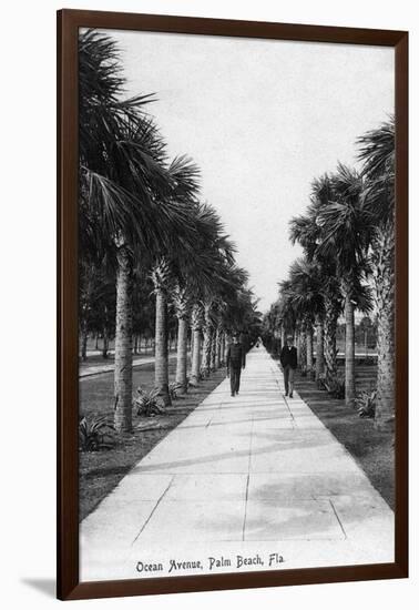 Palm Beach, Florida - Walking Down Ocean Avenue-Lantern Press-Framed Art Print