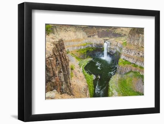 Palouse Falls State Park, Washington State, USA. Palouse Falls in Palouse Falls State Park.-Emily Wilson-Framed Photographic Print