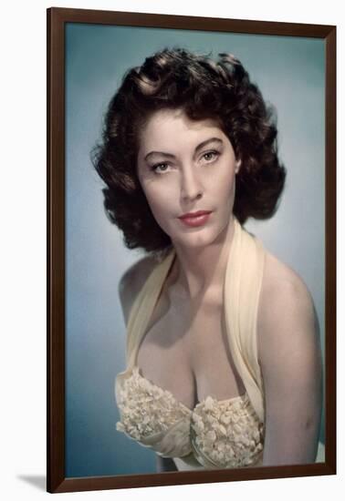 PANDORA AND THE FLYING DUTCHMAN directed by ALBERT LEWIN Ava Gardner (photo)-null-Framed Photo