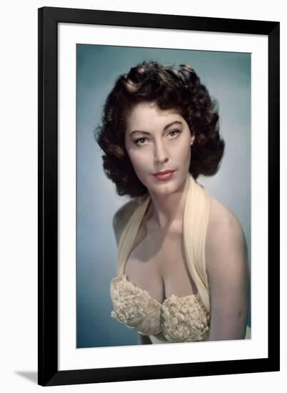 PANDORA AND THE FLYING DUTCHMAN directed by ALBERT LEWIN Ava Gardner (photo)-null-Framed Photo