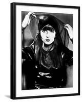 Pandora's Box, (AKA Die Buchse Der Pandora, AKA Lulu), Louise Brooks, 1929-null-Framed Photo