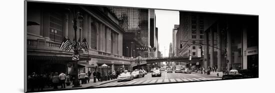 Panoramic - Grand Central Station - 42nd Street - Manhattan - New York City - United States-Philippe Hugonnard-Mounted Photographic Print