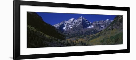 Panoramic View of Autumn Colors of Aspens Reflecting in Lake under Maroon Bells-null-Framed Photographic Print