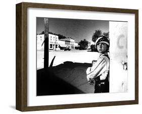 Paper Moon, Tatum O'Neal, 1973-null-Framed Photo