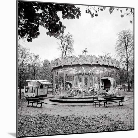 Paris #32-Alan Blaustein-Mounted Photographic Print