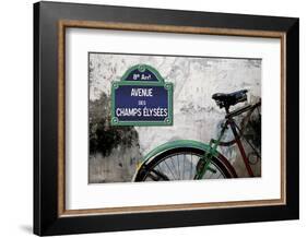 Paris au champs-Sven Pfrommer-Framed Art Print