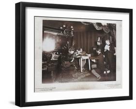 Paris: Seance, 1898-H. Mairet-Framed Giclee Print