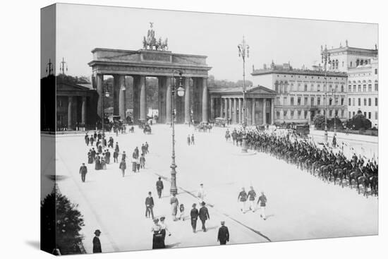 Pariser Platz and Brandenburger Thor (Paris Place and Brandenburg Gate)-null-Stretched Canvas