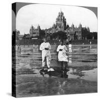 Parsis Worshipping the New Moon, Bombay, India, 1903-Underwood & Underwood-Stretched Canvas