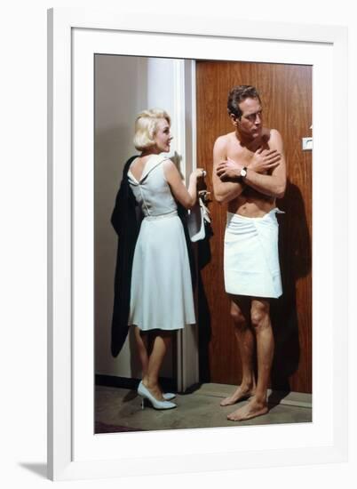 Pas by Lauriers pour les Tueurs THE PRIZE with Micheline Presle and Paul Newman, 1963 (photo)-null-Framed Photo
