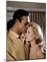 Pas by printemps pour Marnie MARNIE by AlfredHitchcock with Sean Connery and Tippi Hedren en, 1964 -null-Mounted Photo