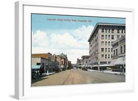 Pasadena, California - Western View Down Colorado Street-Lantern Press-Framed Art Print