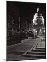 Passage to St. Pauls-Doug Chinnery-Mounted Photographic Print