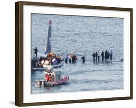 Passengers in an Inflatable Raft, Moving Away from a US Aircraft That Has Gone Down in Hudson River-null-Framed Photographic Print