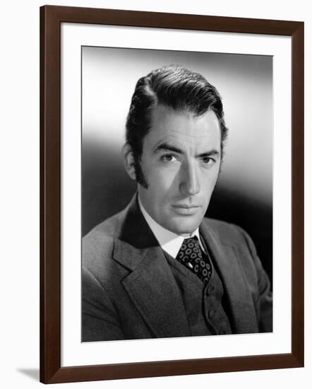 Passion Fatale THE GREAT SINNER by RobertSiodmack with Gregory Peck, 1949 (b/w photo)-null-Framed Photo