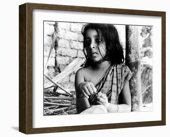 Pather Panchali, Runki Banerjee As Young Durga, 1955-null-Framed Photo