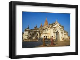 Patho Ananda Temple, Bagan (Pagan), Myanmar (Burma), Asia-Tuul-Framed Photographic Print