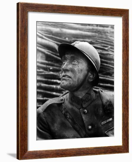 Paths of Glory, Kirk Douglas, 1957-null-Framed Photo