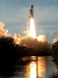 Space Shuttle Discovery-Paul Kizzle-Premium Photographic Print