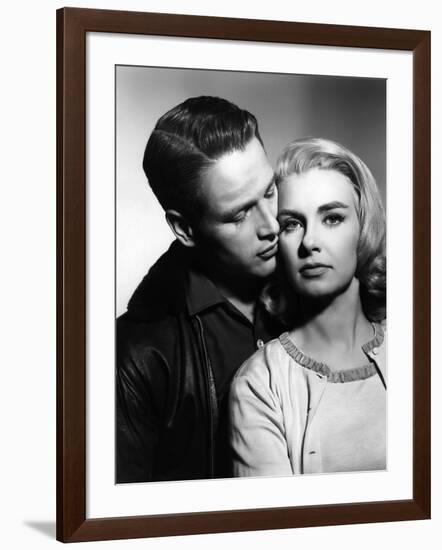 PAUL NEWMAN AND JOANNE WOODWARD in the 50's (b/w photo)-null-Framed Photo