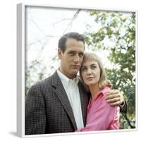 PAUL NEWMAN AND JOANNE WOODWARD in the 50's (photo)-null-Framed Photo