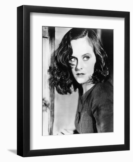 Paulette Goddard. "The Masses" 1936, "Modern Times" Directed by Charles Chaplin-null-Framed Premium Photographic Print