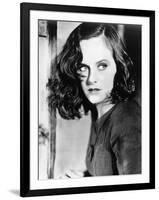 Paulette Goddard. "The Masses" 1936, "Modern Times" Directed by Charles Chaplin-null-Framed Photographic Print