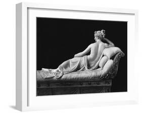 Pauline Bonaparte, Princess Borghese as Venus Triumphant, Rear View, c.1805-08-Antonio Canova-Framed Giclee Print