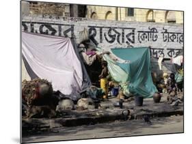 Pavement Dwellers at Kalighat Near Mother Teresa's Sanctuary, Kolkata (Calcutta), India-Tony Waltham-Mounted Photographic Print