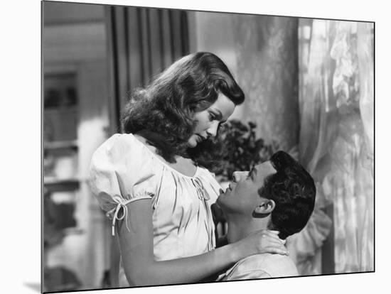 Peche Mortel LEAVE HER TO HEAVEN by JohnStahl with Gene Tierney and Cornel Wilde, 1945 (b/w photo)-null-Mounted Photo