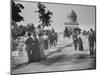 Pedestrians and Wagon Travelers near Grant's Tomb-null-Mounted Photographic Print