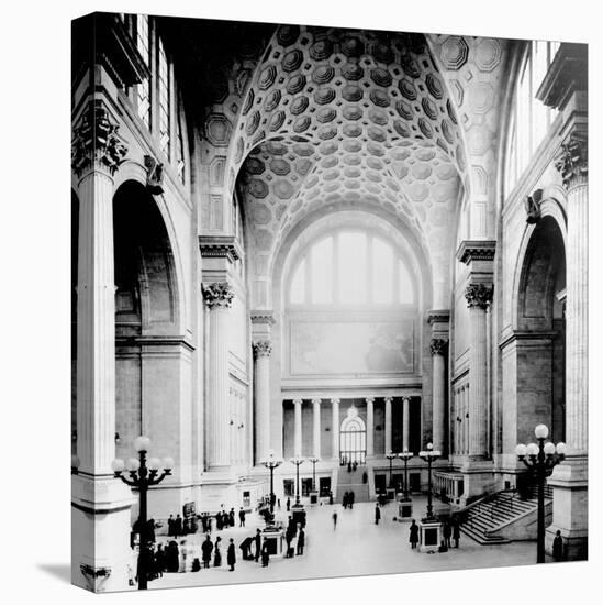 Pennsylvania Station, New York City, Main Waiting Room- Looking North, C.1910 (B/W Photo)-American Photographer-Stretched Canvas
