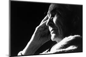 Pensive Portrait of Artist Georgia O'Keeffe-John Loengard-Mounted Photographic Print