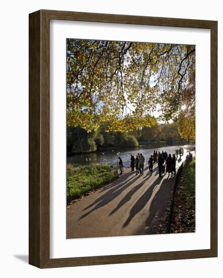 People Enjoy an Autumn Walk in St James's Park in Autumn-Julian Love-Framed Photographic Print