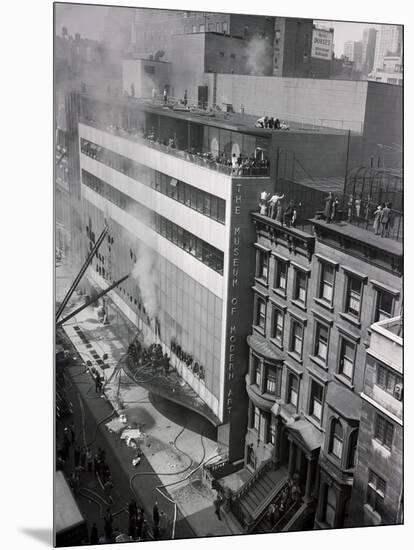 People Evacuating Museum during Fire-null-Mounted Photographic Print