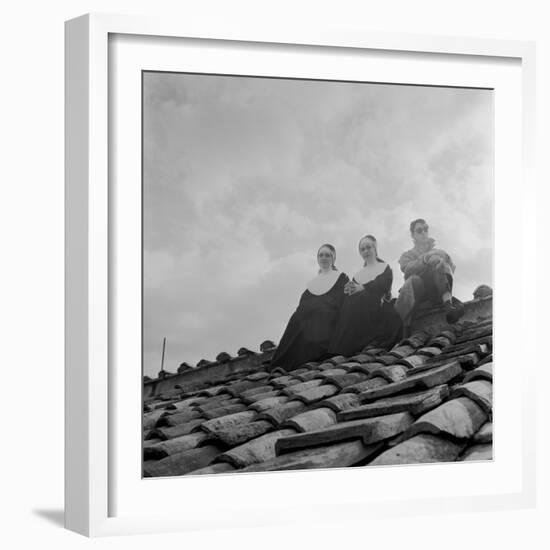 People on a Rooftop Awaiting the Coronation of Pope John XXIII, Vatican City, 4th November 1958-null-Framed Photographic Print