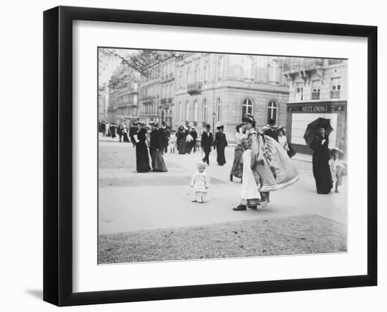 People Strolling along Champs-Elysees-null-Framed Photographic Print