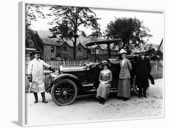 People with a 1914 Singer-null-Framed Photographic Print