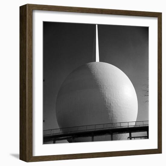 Perisphere and Trylon, Icons of the 1939 New York World's Fair-Alfred Eisenstaedt-Framed Photographic Print