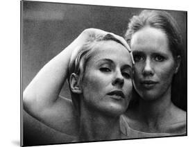 Persona, Bibi Andersson, Liv Ullmann, 1966-null-Mounted Photo